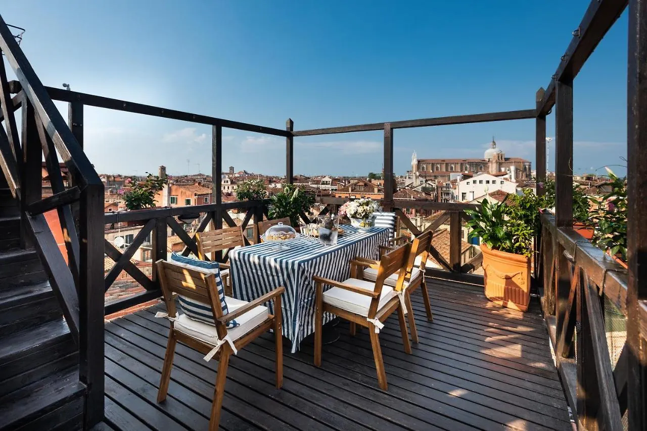 Penthouse With Rooftop Terrace And 360 Views Of Venice - Venice5Th Italy