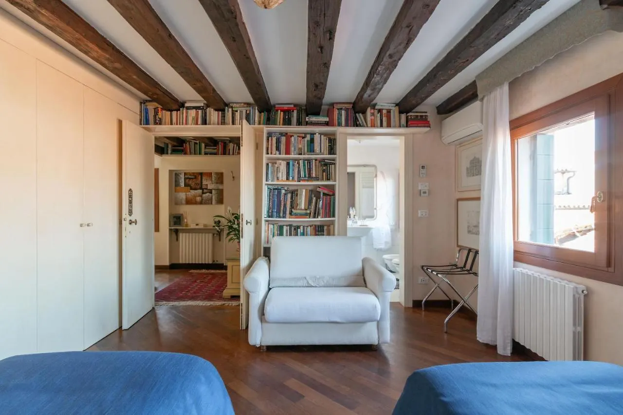 Apartment Penthouse With Rooftop Terrace And 360 Views Of Venice - Venice5Th